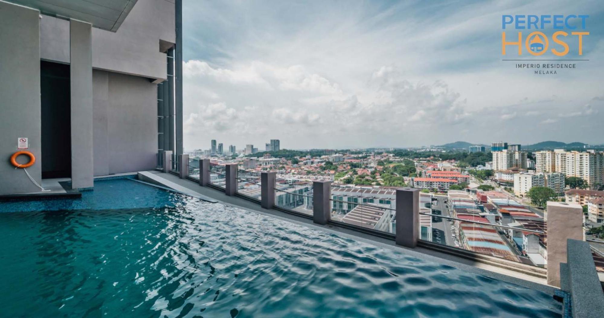 อิมเปริโอ เรสซิเดนซ์ ซีฟรอนต์ บาย เพอร์เฟค โฮสต์ Aparthotel Malacca ภายนอก รูปภาพ